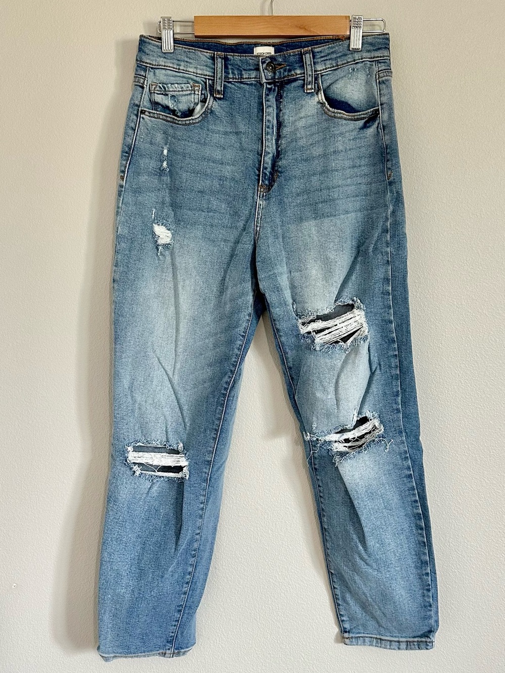 Sneak Peek Light Wash Distressed Ripped Jeans Women’s Size 28